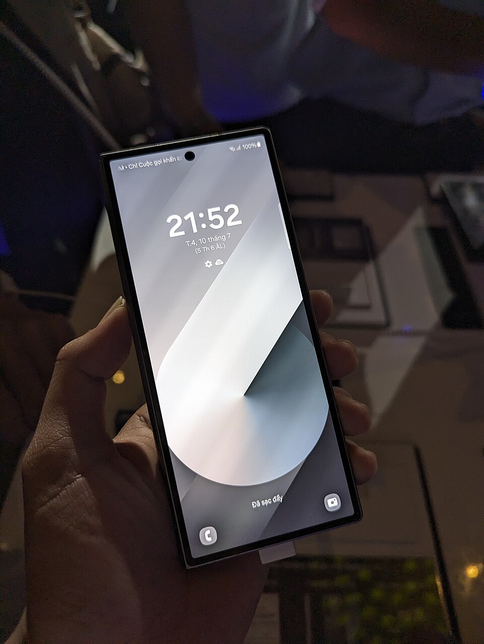 Samsung Galaxy Z Fold 6 (SM-F956B)